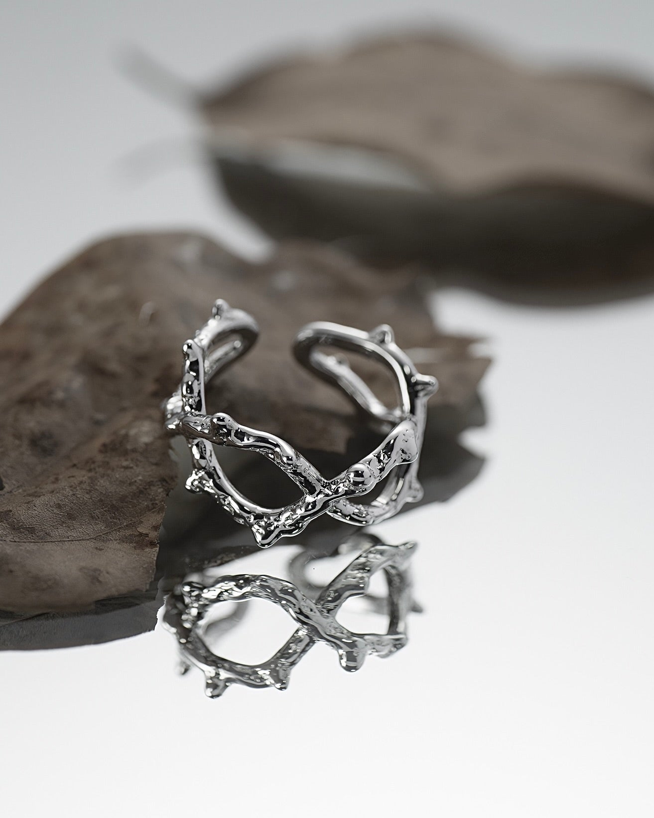 Thorn Ring