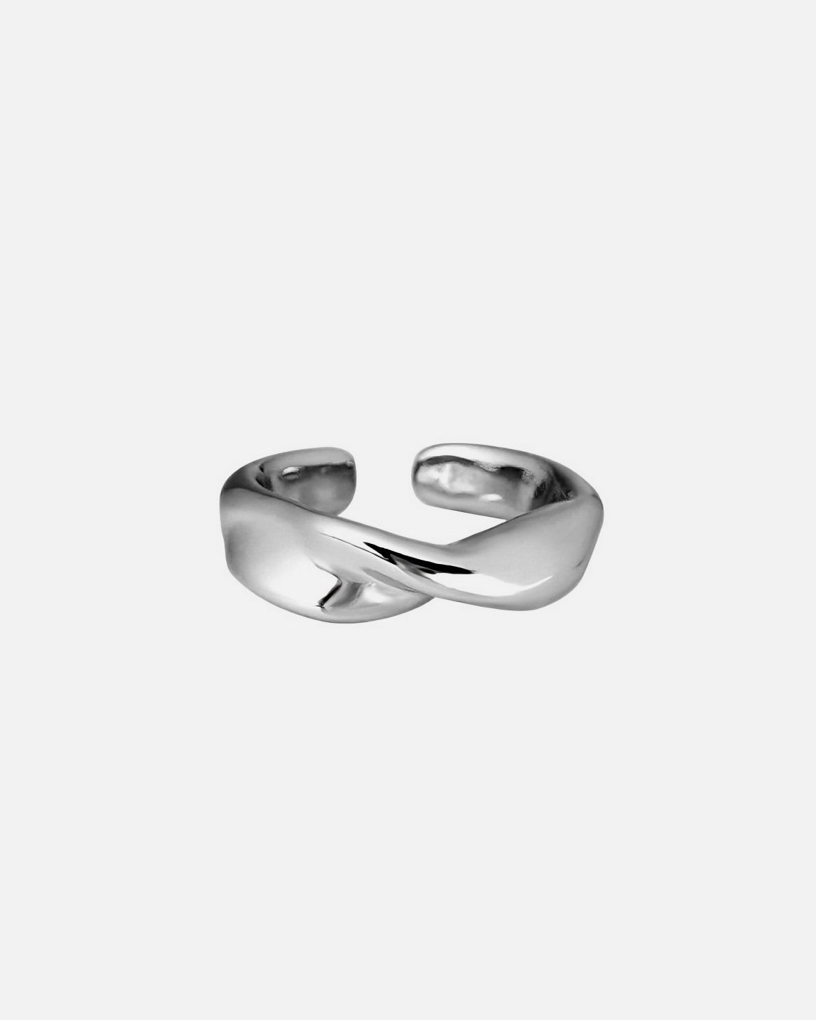 Mobius Loop Ring